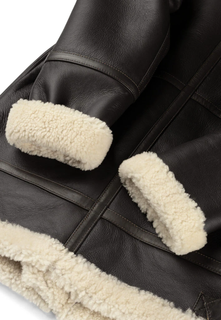 Men’s Shearling Jacket – The Hunter – Dark Brown Lambskin & White Wool Winter Jacket - Image 4